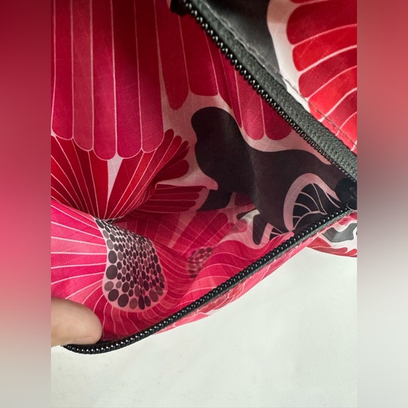 👜 Vera Bradley Workout Weekender Duffle Bag - Pre-Loved 🌸 - Picture 4 of 6